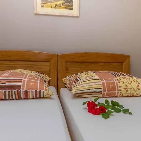 In 41380 Crikvenica